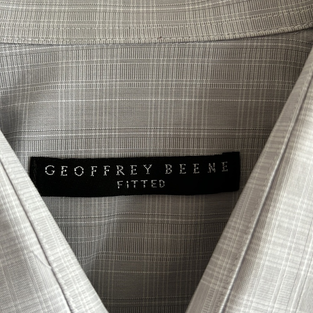 Fitted button down - Picture 2 of 6